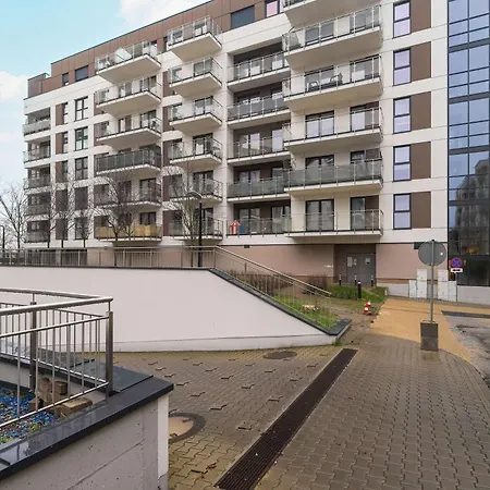 Modern With Parking Near Malta By Renters Διαμέρισμα